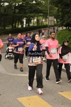 Runner Photo 4263610