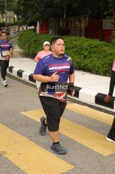 Runner Photo 4263624