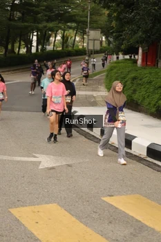 Runner Photo 4263662