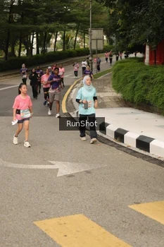 Runner Photo 4263677