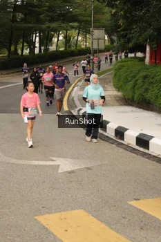 Runner Photo 4263678