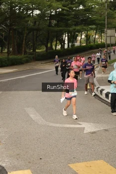 Runner Photo 4263680
