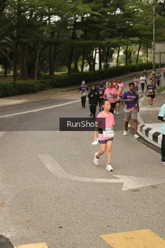 Runner Photo 4263683