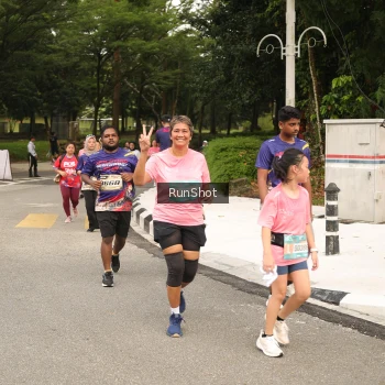 Runner Photo 4263694