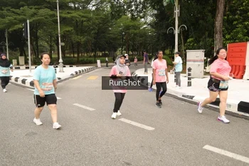Runner Photo 4263737