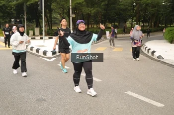 Runner Photo 4263758