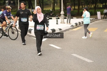 Runner Photo 4263784