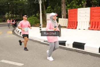 Runner Photo 4263819