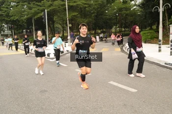 Runner Photo 4263827