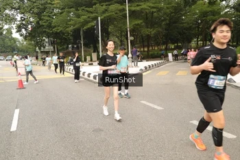Runner Photo 4263833