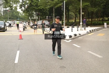 Runner Photo 4263947