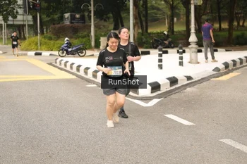 Runner Photo 4263978