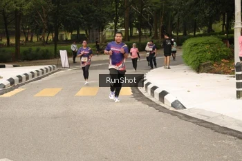 Runner Photo 4263984
