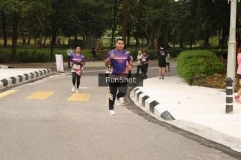Runner Photo 4263985