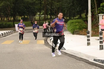 Runner Photo 4263988