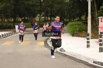 Runner Photo 4263990