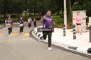 Runner Photo 4263992