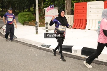 Runner Photo 4264103