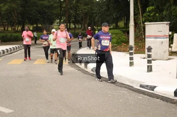 Runner Photo 4264107