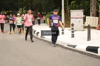 Runner Photo 4264110