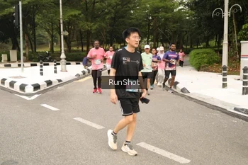 Runner Photo 4264135