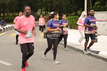 Runner Photo 4264144