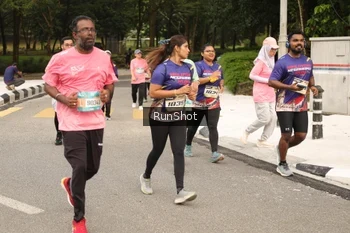 Runner Photo 4264152