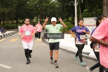 Runner Photo 4264153