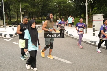 Runner Photo 4264248