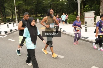 Runner Photo 4264251