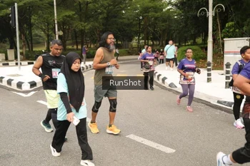 Runner Photo 4264253