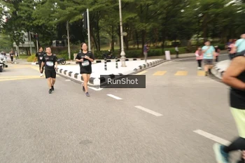 Runner Photo 4264259