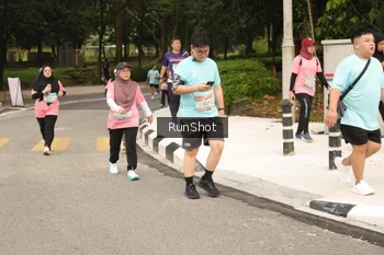 Runner Photo 4264291