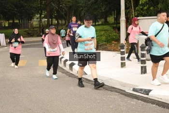 Runner Photo 4264292