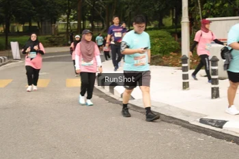 Runner Photo 4264296