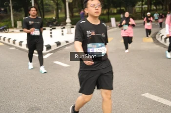 Runner Photo 4264301