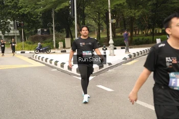Runner Photo 4264303