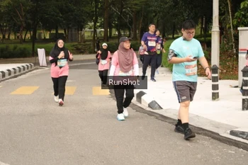 Runner Photo 4264306