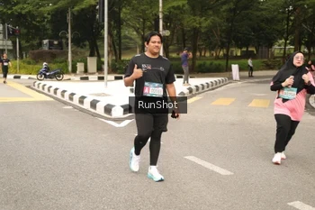 Runner Photo 4264309