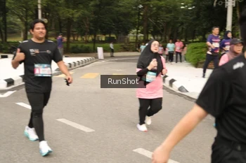 Runner Photo 4264310