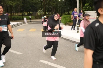 Runner Photo 4264311