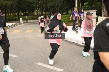 Runner Photo 4264319