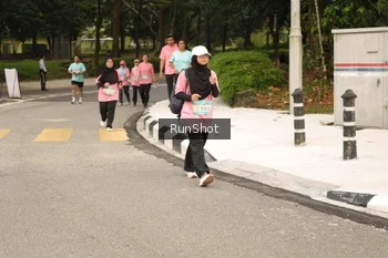 Runner Photo 4264328