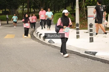 Runner Photo 4264334