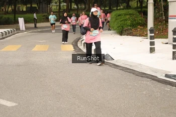 Runner Photo 4264335