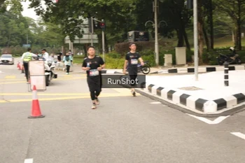 Runner Photo 4264342