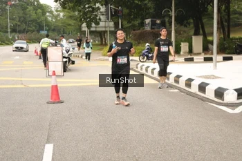 Runner Photo 4264346