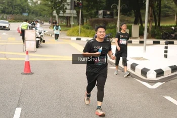 Runner Photo 4264355
