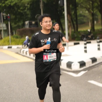 Runner Photo 4264358