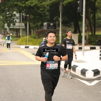 Runner Photo 4264359